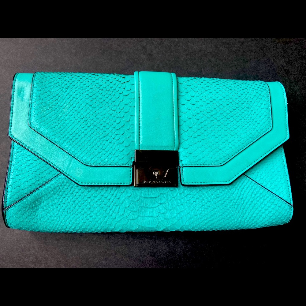 ✨BCBGMaxazria teal clutch/purse✨